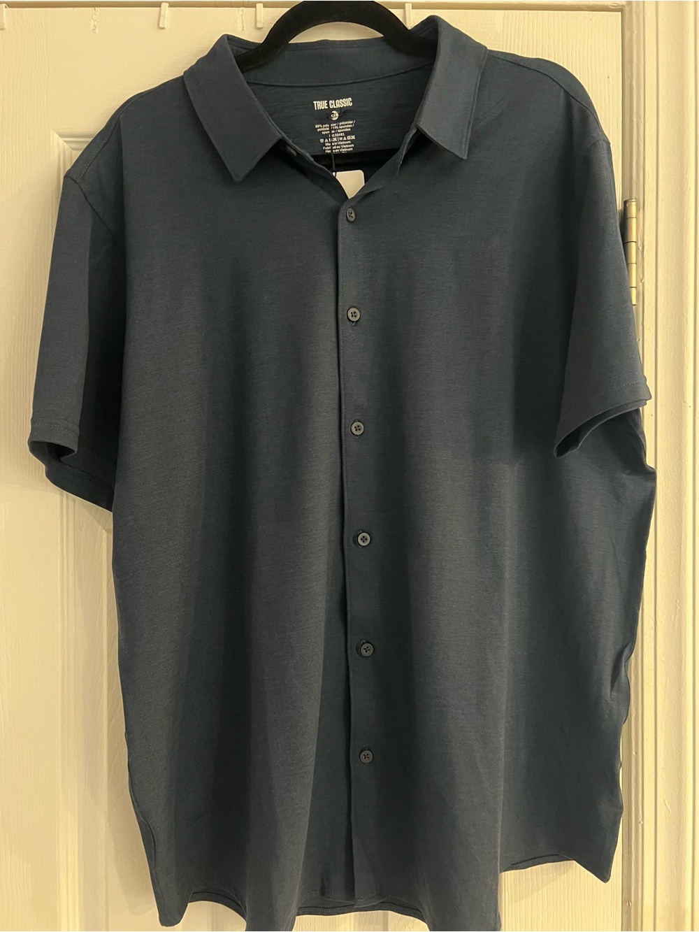True Classic Men's Button-Down Short Sleeve Shirt - Navy Blue